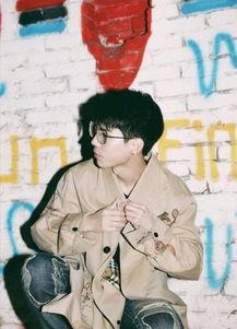 杨桐 青葱 写歌背景,杨桐演绎青春旋律